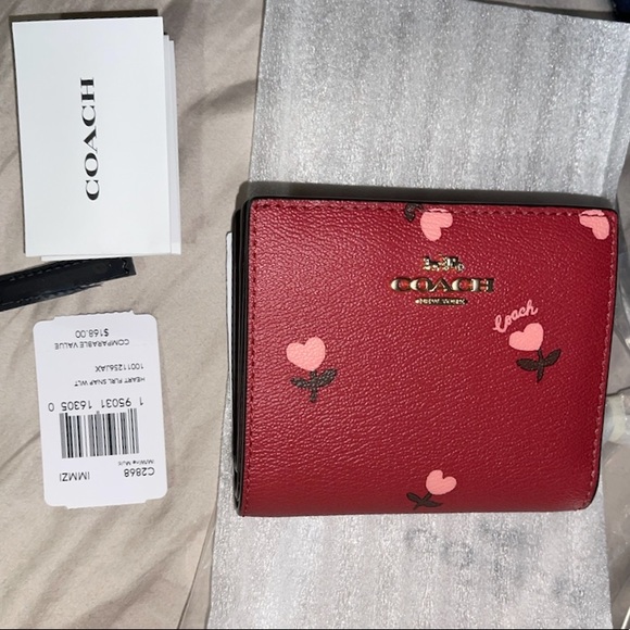 AUTHENTIC COACH NWT Snap Wallet With Heart Floral - Picture 6 of 14